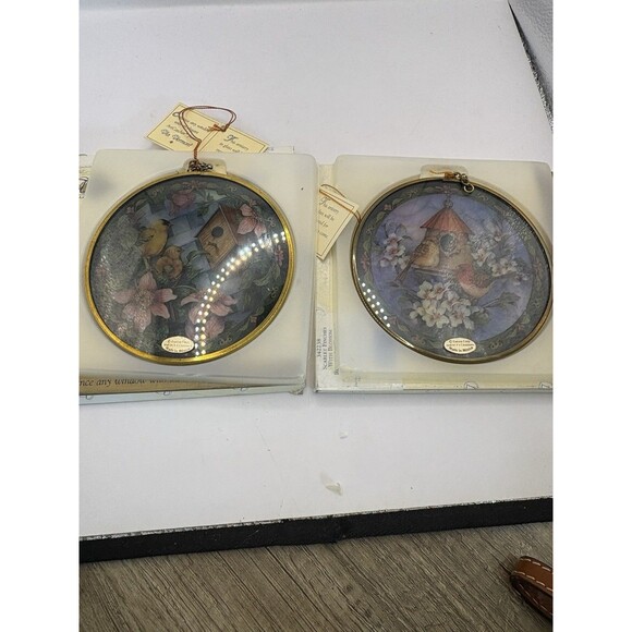 Via Vermont Art Catchers Enesco Set Of 2 Birds Suncatchers NOS - Picture 4 of 9